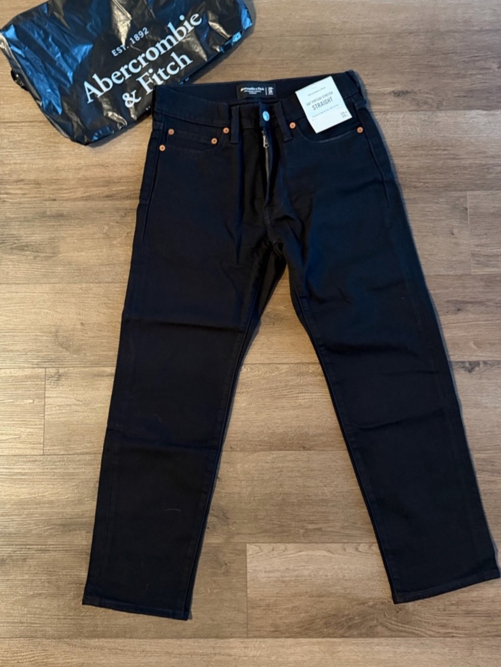 Abercrombie & Fitch 90s Straight Jean Straight Jeans Black Waist 28 x 28 NWT